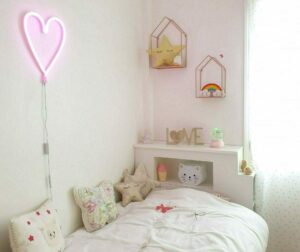 chambre-enfant-amenagement-decoration-tete-de-lit-paris