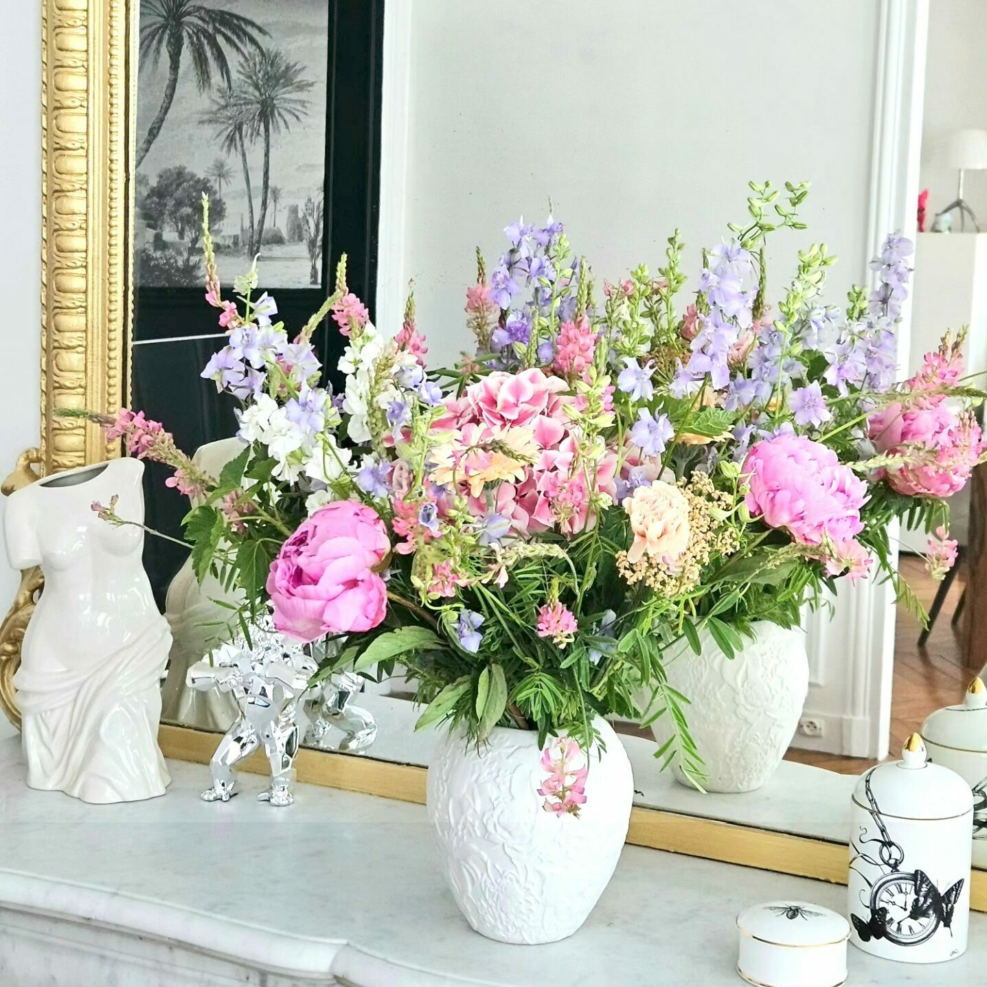 decoration-appartement-paris-bouquet-fleurs-console-decoration-interieur